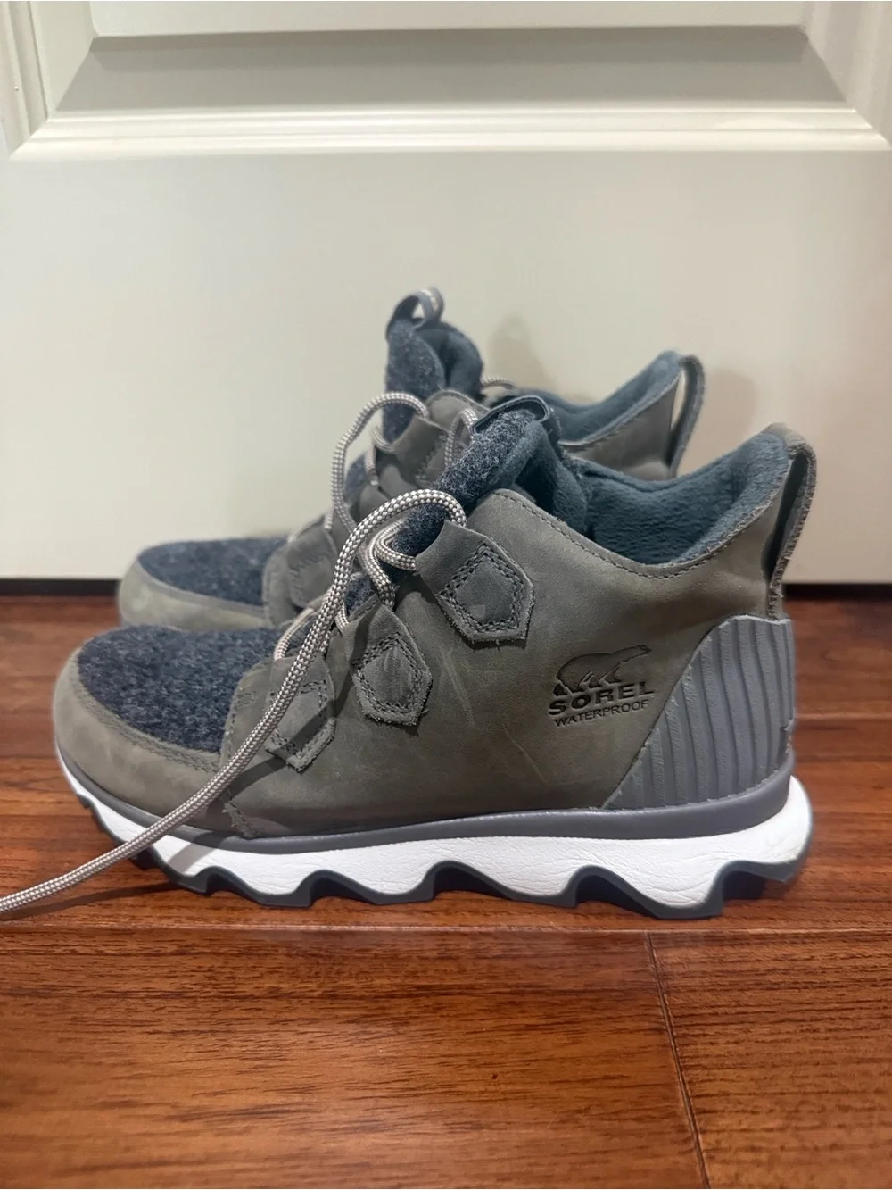 Sorel Olive Green Women's Lace-Up Athletic Boot